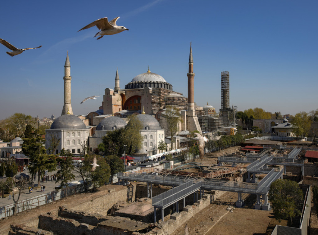 Turska počinje restauraciju kupole džamije Aja Sofija