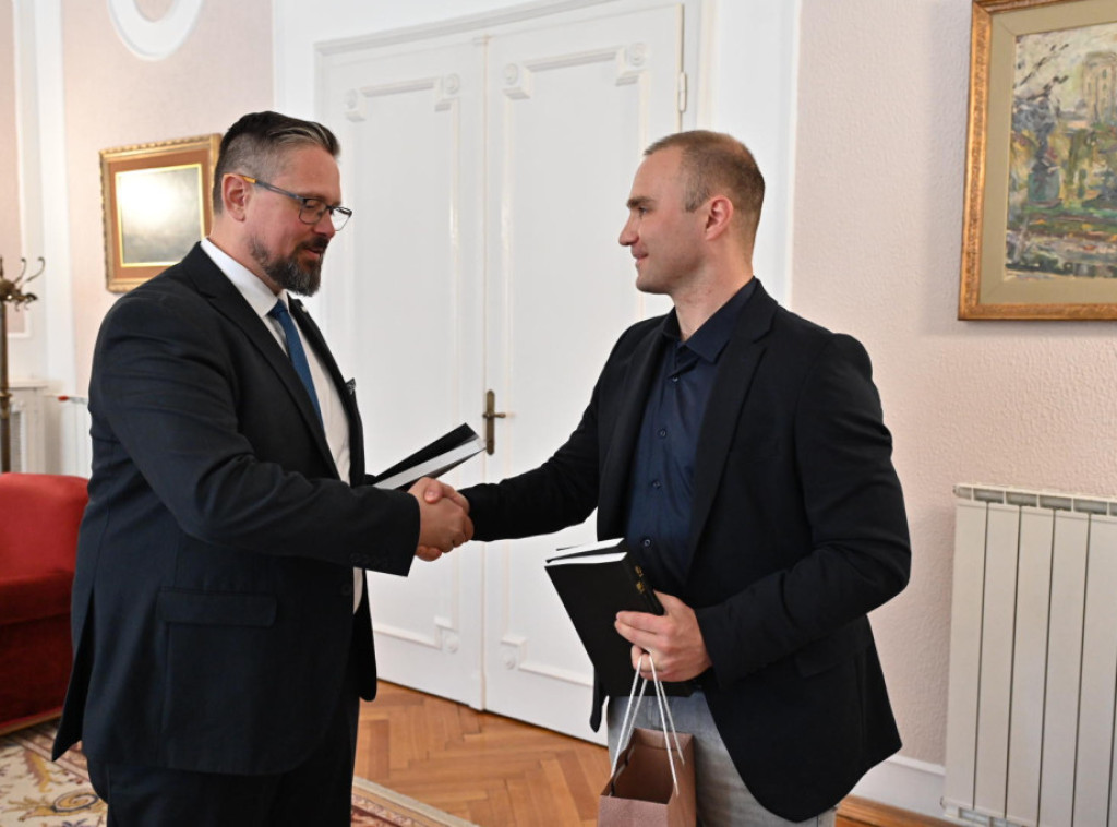 Juhas razgovarao sa direktorom Izdavačkog zavoda Forum o daljem radu i budućem pravcu razvoja