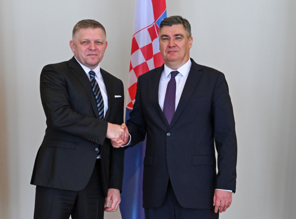Milanović i Fico saglasni o nizu aktuelnih pitanja i naporima za mir u Ukrajini