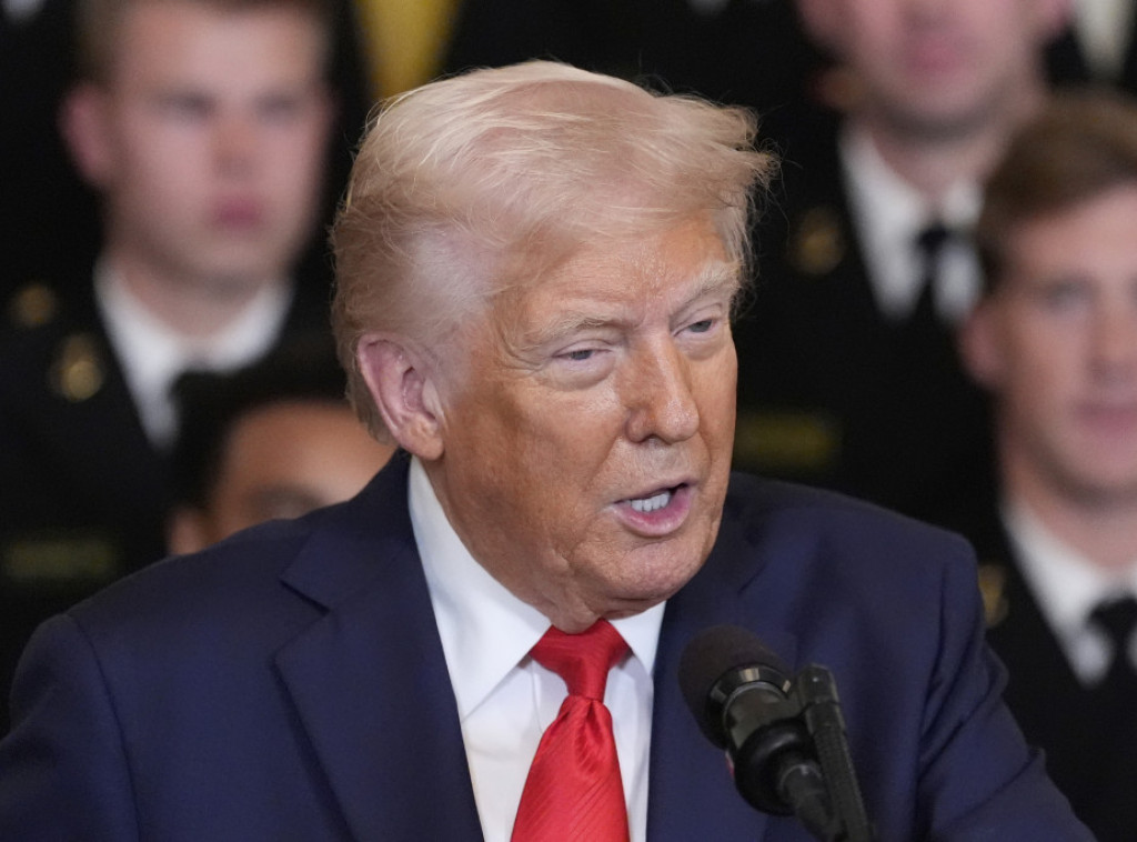 Tramp se uključio u direktne pregovore o carinama sa japanskim zvaničnicima