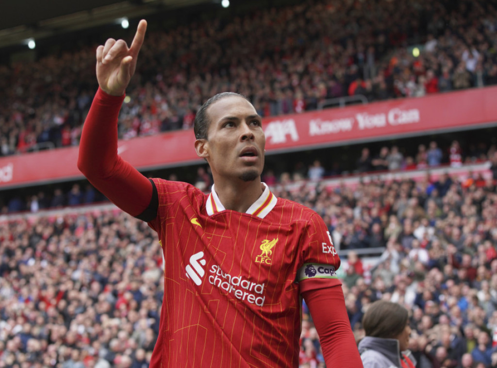 Kapiten Liverpula Virdžil van Dajk produžio ugovor do 2027.