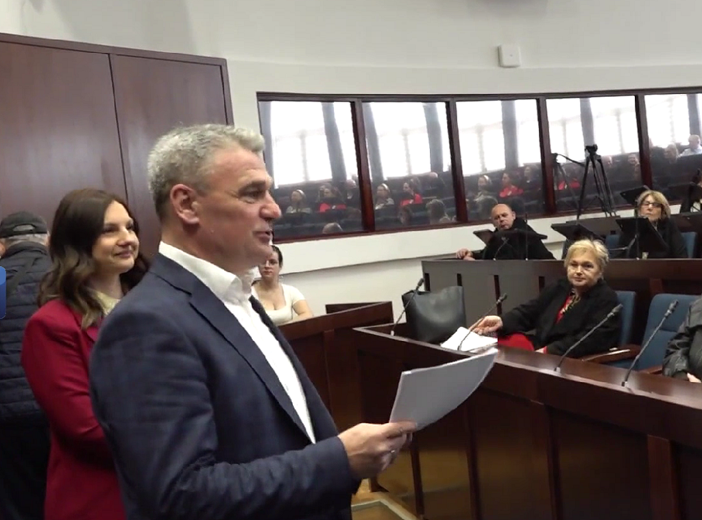 Čačak: Uručena 34 ugovora o dodeli besplatnih štednjaka