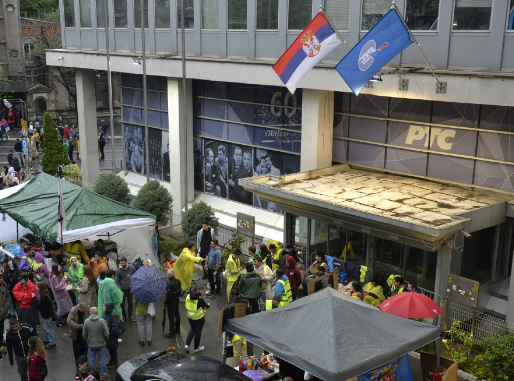 Blockade of RTS buildings continues