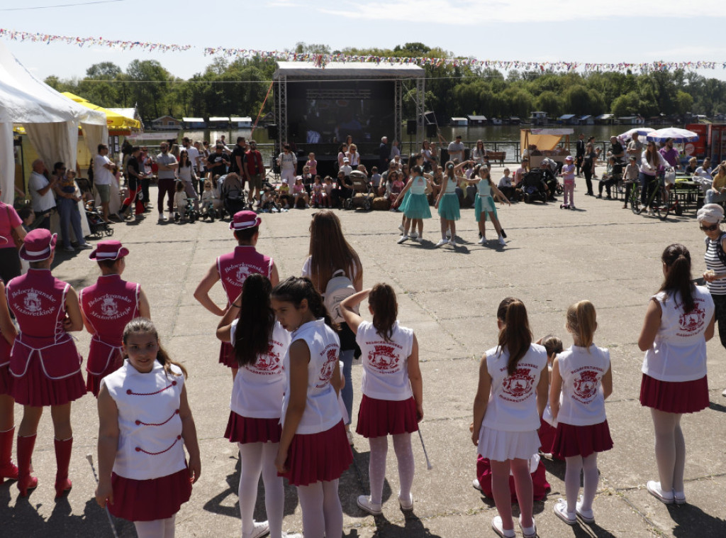 Veliki uskršnji karneval počeo na Novom Beogradu