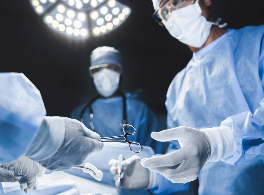 O trošku RFZO devojčici iz Srbije transplantirani jetra i bubreg u Italiji