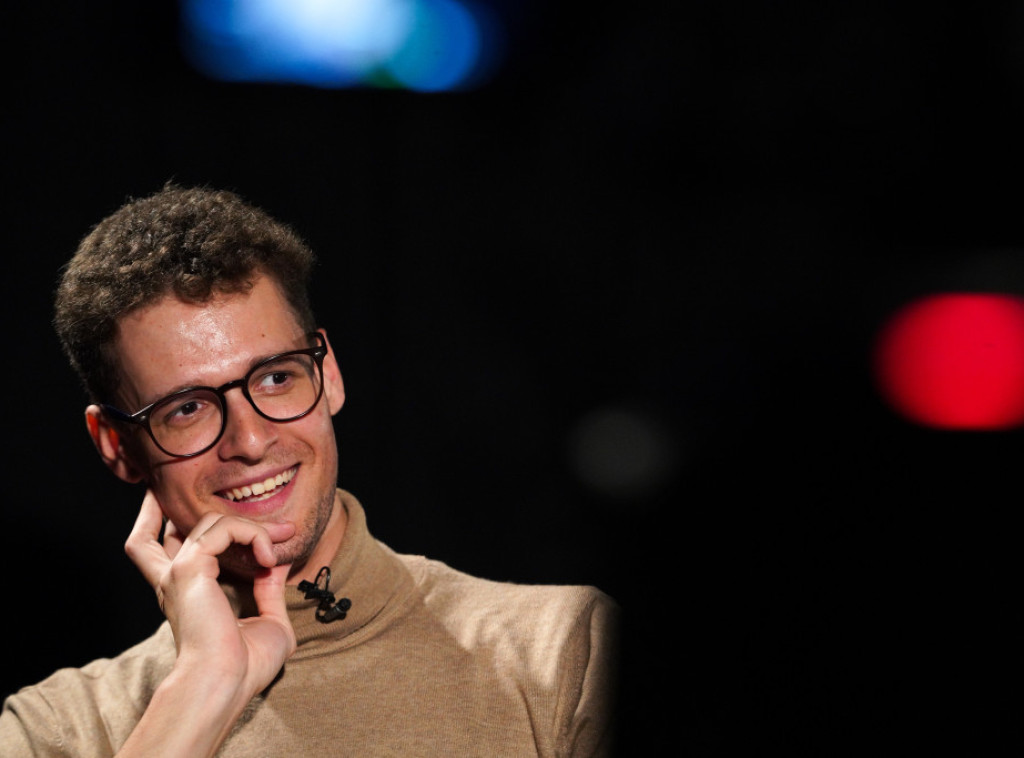 Vukašin Jovanović: "Svaka ptica svome jatu" je jedinstvena predstava o ljubavi