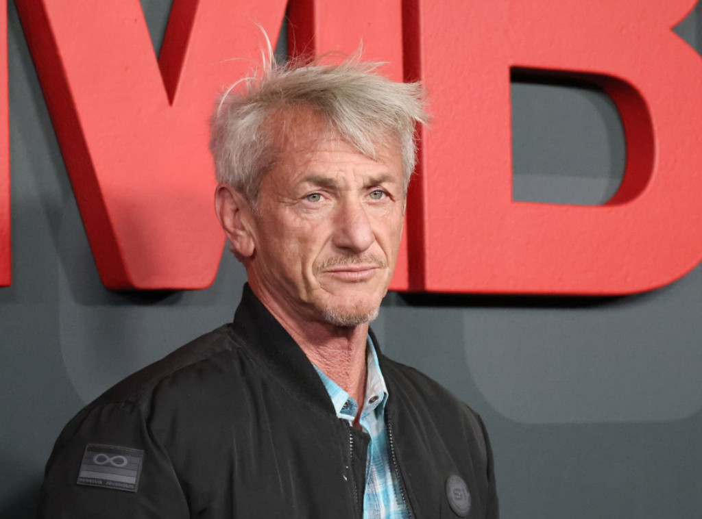 Šon Pen posetio ukrajinske specijalne snage u gradu Kropivnicki