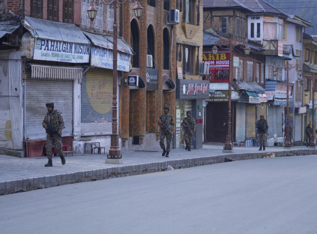 U napadu na turiste u Kašmiru poginulo 26 osoba, 17 povređeno