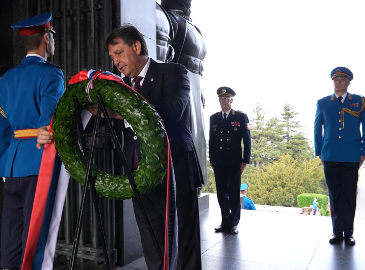 Bratislav Gašić: Ponosni smo na istorijsku misiju srpske vojske, odgovorno gledamo u budućnost