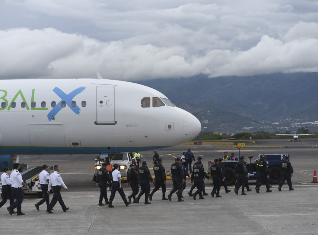 Kostarika odobrila poseban status za 85 migranata koji su deportovani iz SAD