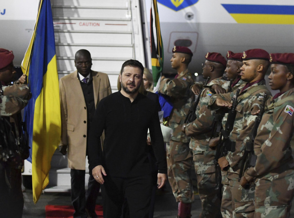 Zelenski skraćuje posetu Južnoj Africi nakon ruskog napada na Kijev