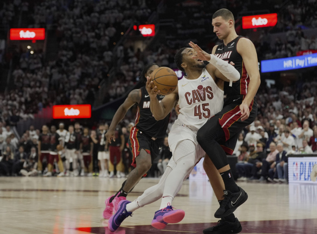 Nikola Jović: Morao sam da budem bolji, zahvalan sam treneru što mi je pružio priliku