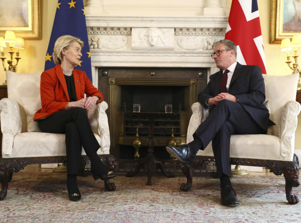 Starmer rekao Fon der Lajen: Dobro je što Britanija i EU sarađuju u oblasti odbrane