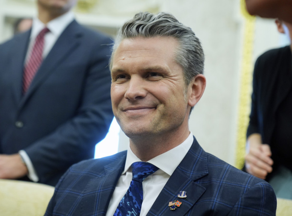 Hegset smenio članove Odbora, koji su bili predmet nedavnog pregleda