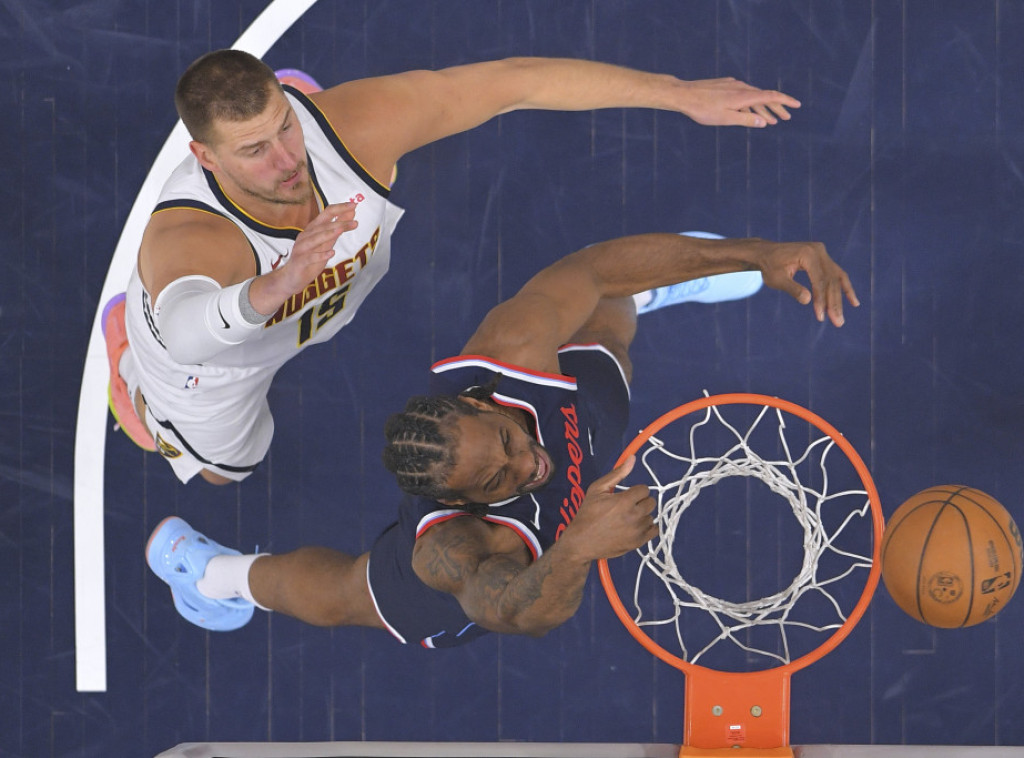 Tripl-dabl Jokića u porazu Denvera od LA Klipersa u plej-ofu NBA lige