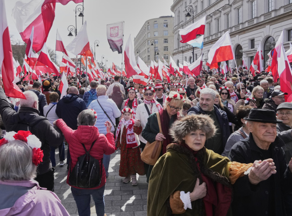 Kandidat vladajuće stranke u Poljskoj vodi u anketama pred predsedničke izbore u maju