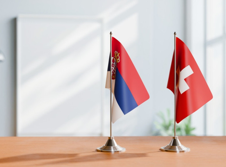 Patrijarh Porfirije razgovarao sa ambasadorkom Lugon-Mulen o odnosima Srbije i Švajcarske