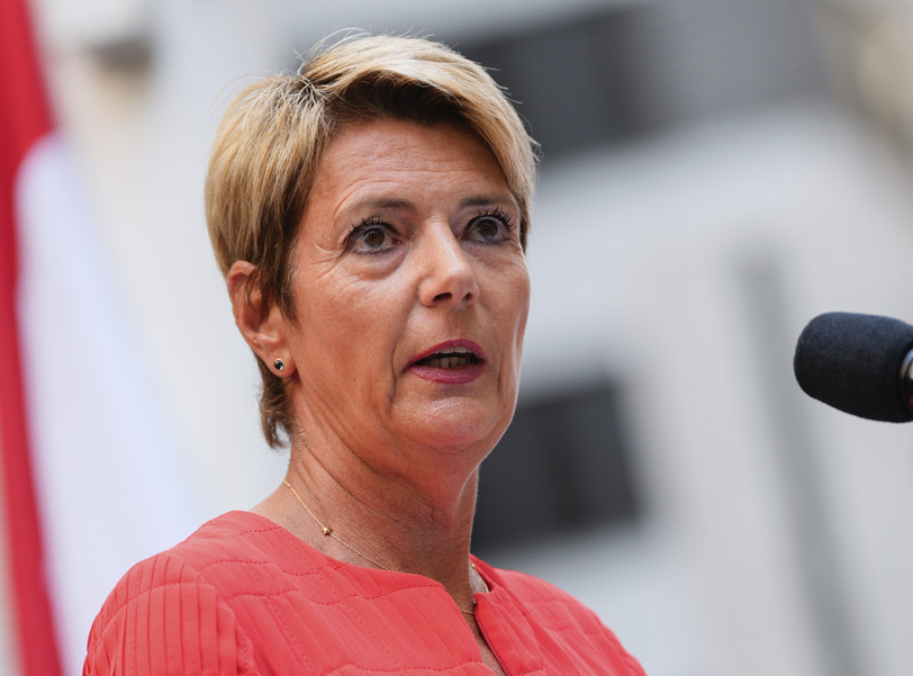 Keler-Suter: Švajcarske kompanije će moći da koriste skraćeno radno vreme do 24 meseca