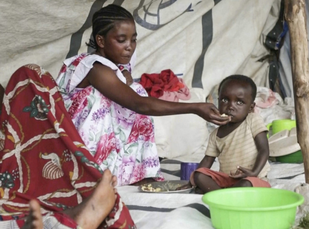 UN agencije za hranu i izbeglice najavljuju rezove zbog pada finansiranja