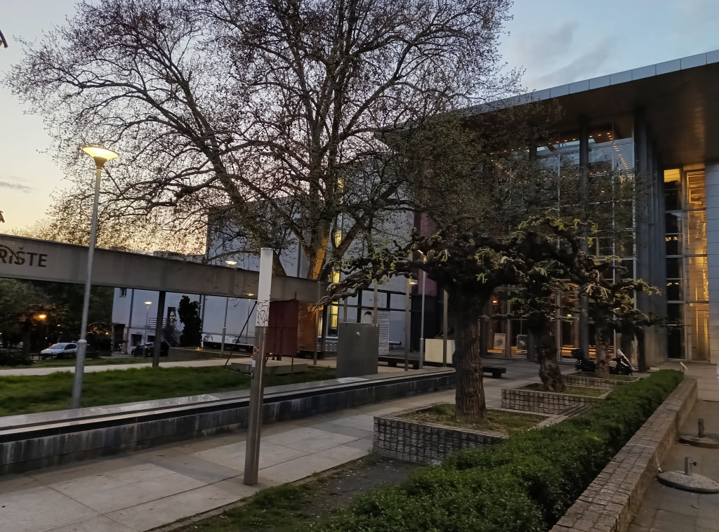 Jugoslovensko dramsko pozorište otvara novu sezonu izvođenjem predstava na Festivalu mediteranskog teatra u Tivtu