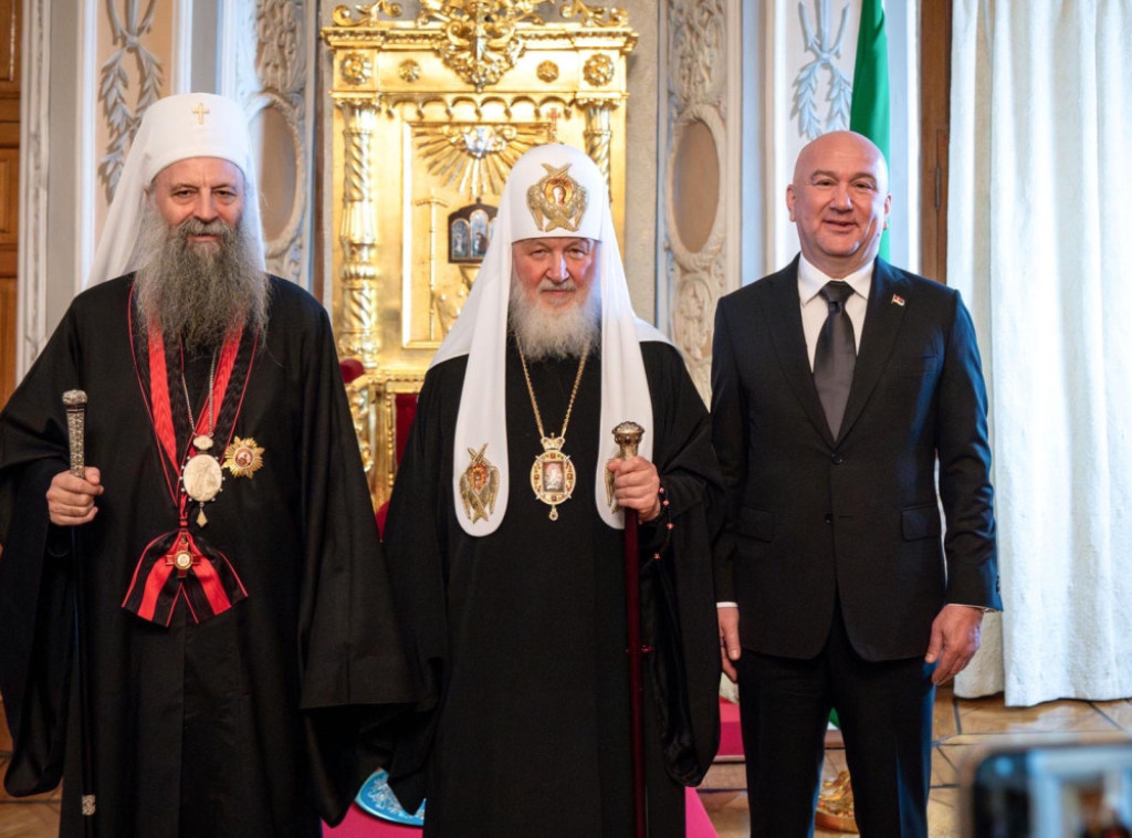 Patrijarhu Porfiriju uručen orden Svetog ravnoapostolnog kneza Vladimira