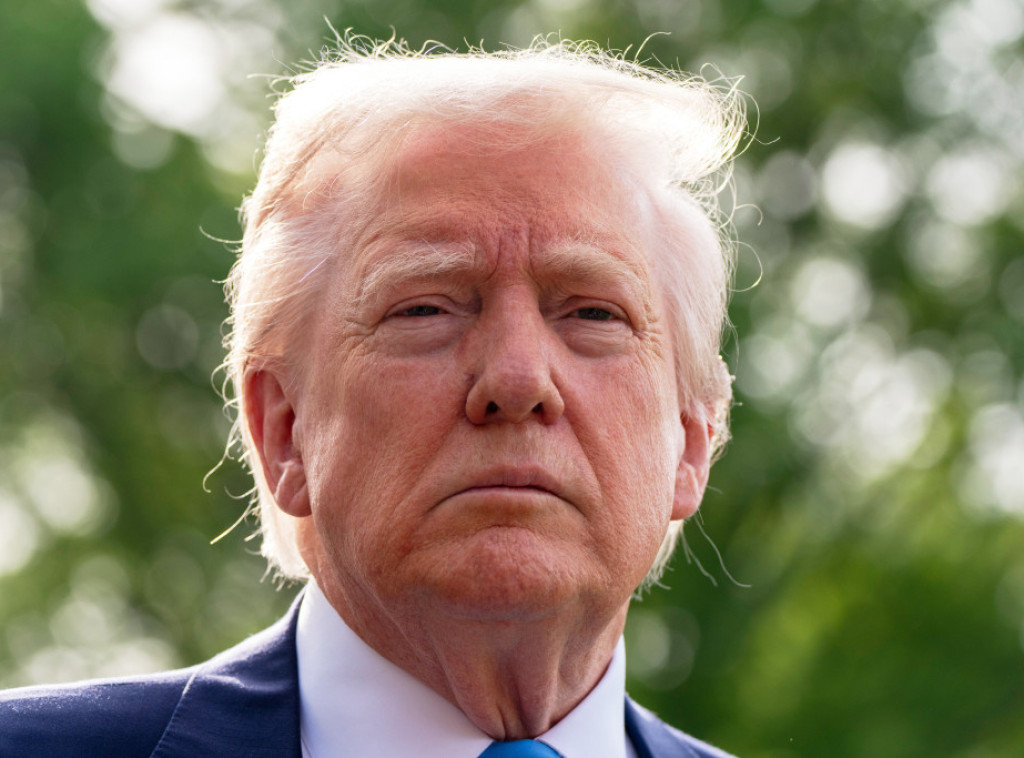 SAD: Tramp izrazio spremnost da se lično sastane sa iranskim ajatolom Hameneijem