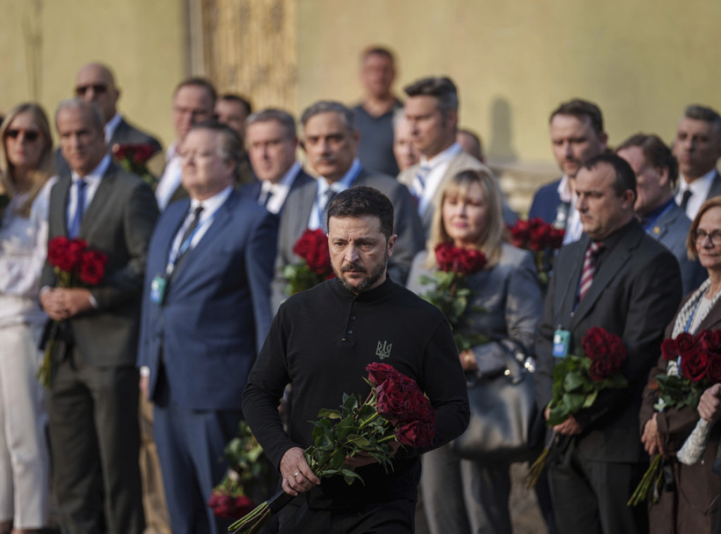 Skaj njuz: Tramp i Zelenski se sastali uoči sahrane pape Franje