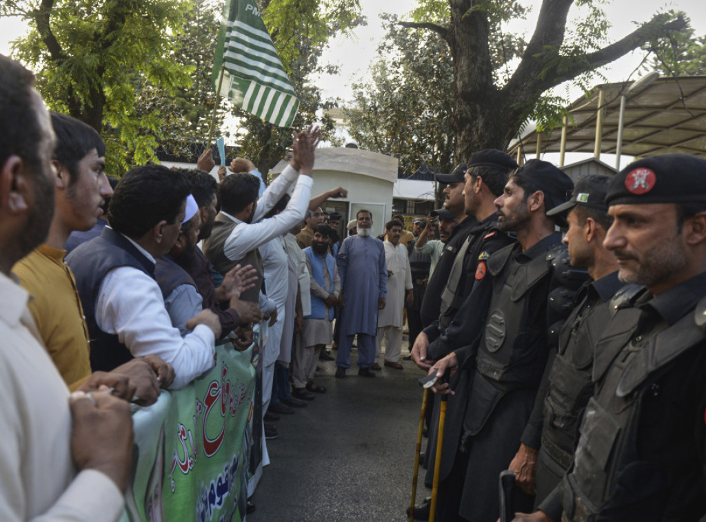 Pakistan pozvao na neutralnu istragu o ubistvu grupe indijskih turista