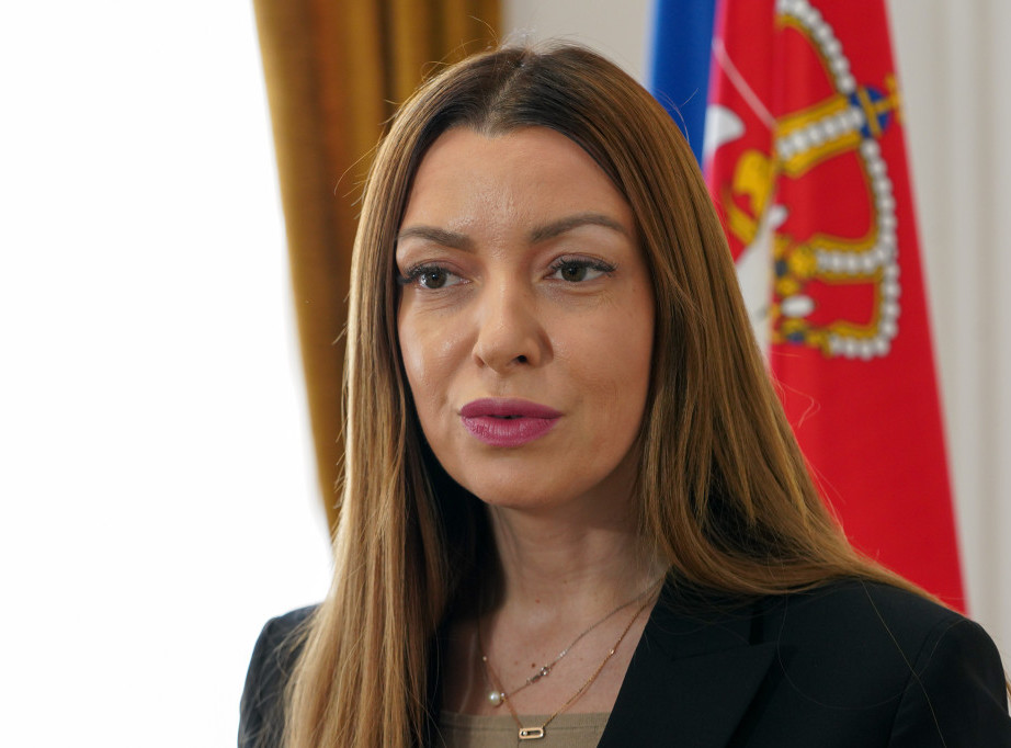 Adrijana Mesarović: Sramno je pisanje medija koji Vučićevo zdravstveno stanje dovode u pitanje