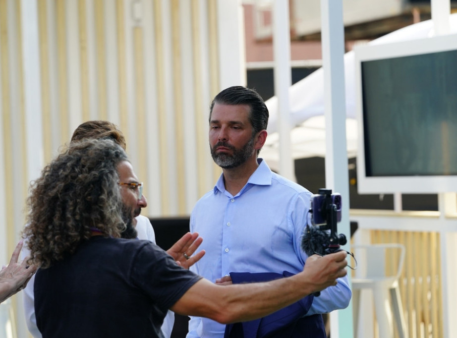 Donald Tramp Džunior stigao u Seul na sastanak zbog zabrinutosti o carinama