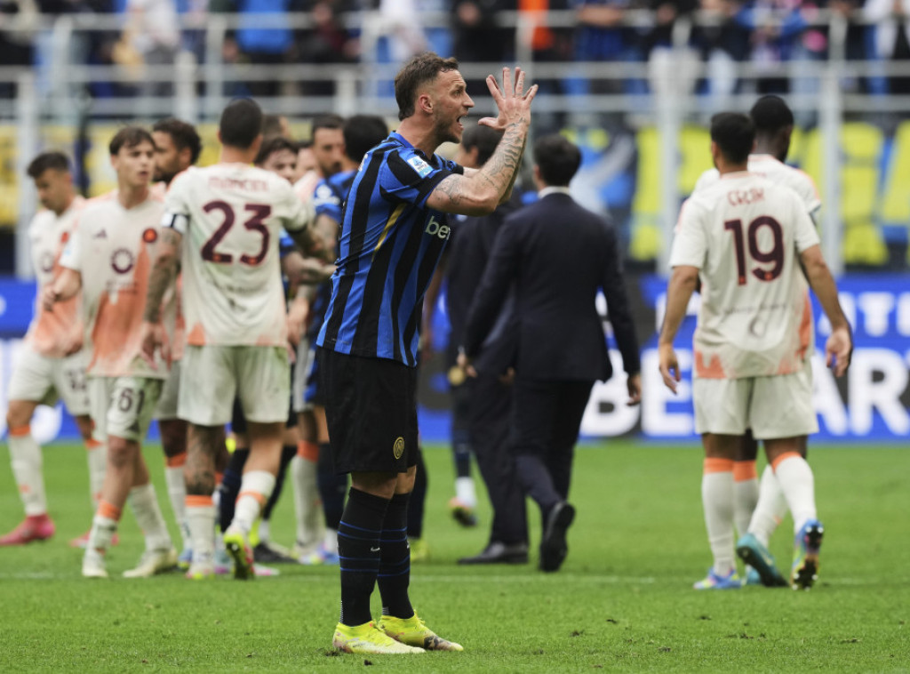 Fudbaleri Rome pobedili Inter u Milanu, Fiorentina nadigrala Empoli