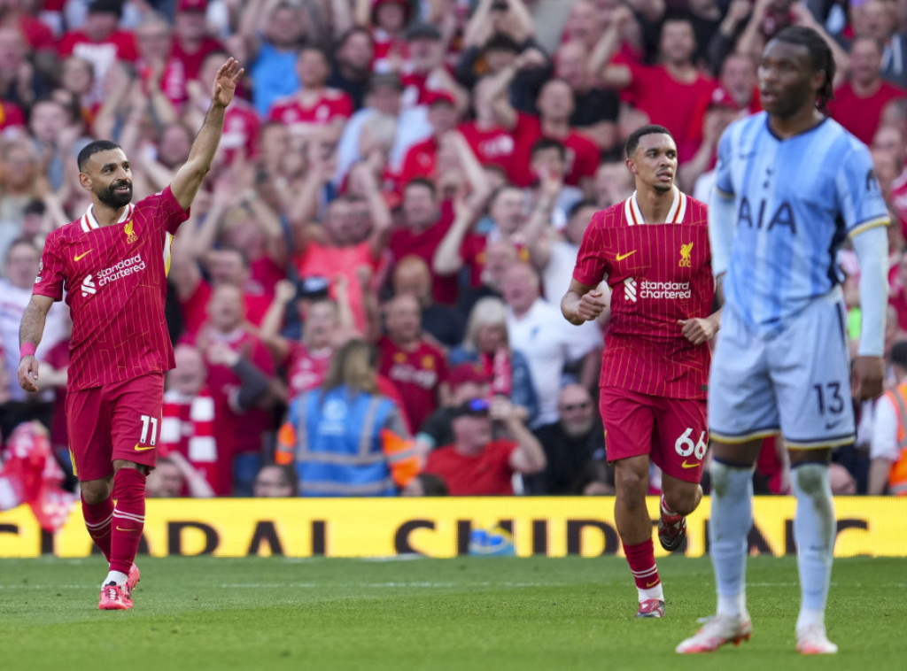 Fudbaleri Liverpula pobedom protiv Totenhema obezbedili titulu u Premijer ligi