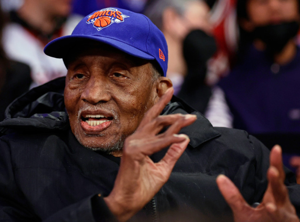 Preminuo nekadašnji košarkaš Njujorka Dik Barnet