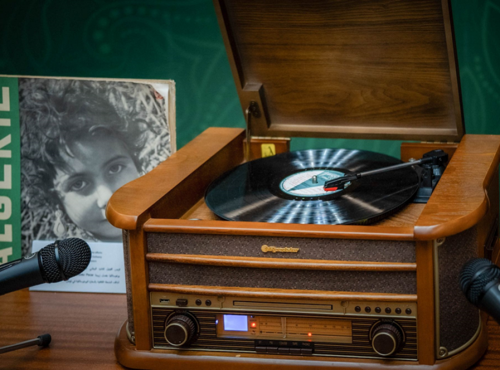 Izložba o reporteru Zdravku Pečaru otvorena u Skupštini Alžira