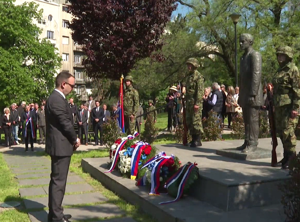 Održana državna ceremonija polaganja venaca na spomenik Gavrilu Principu