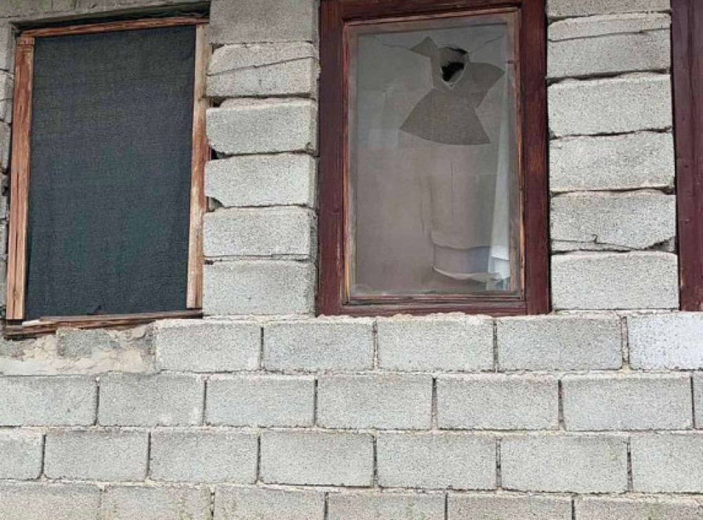 Goraždevac: Nepoznata lica kamenovala srpsku kuću, Srpska lista:Još jedan incident