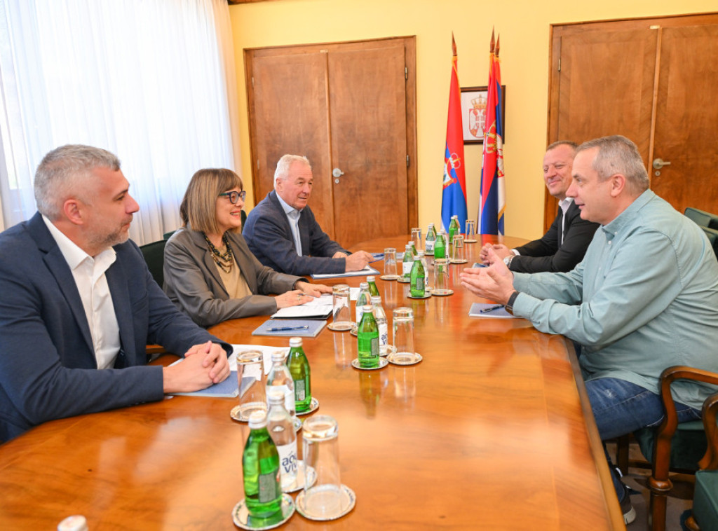 Gojković se sastala sa potpredsednikom i generalnim sekretarom FS Vojvodine