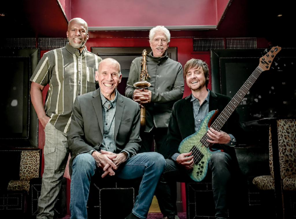 Sastav "Jelovdžekets" 27. maja svira u Bitef art kafeu