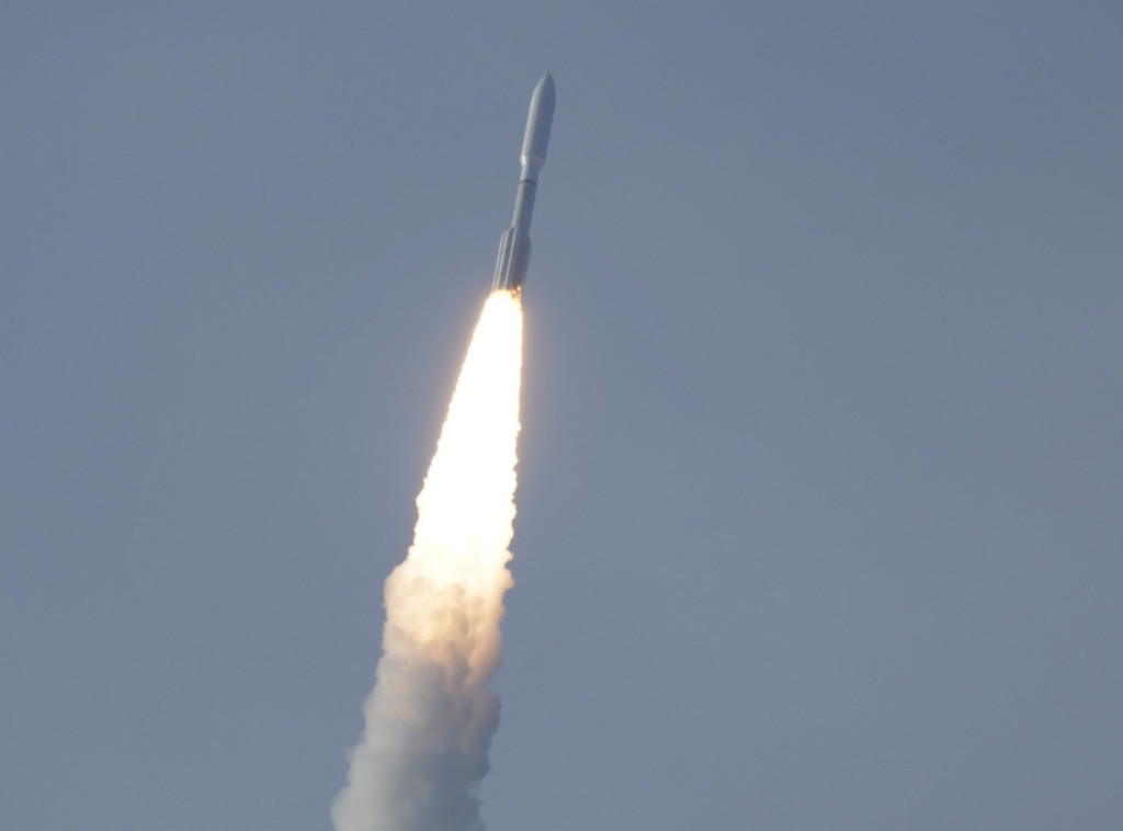 Amazon lansirao u svemir prvih 27 internet satelita u okviru "projekta Kojper"