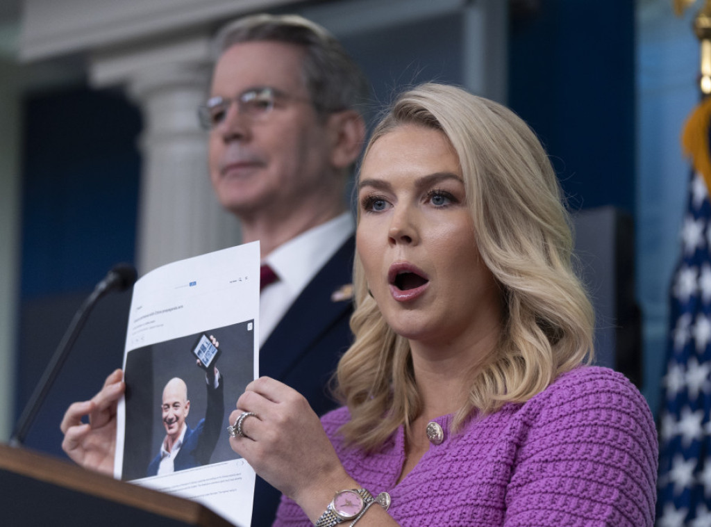 Bela kuća kritikuje Amazon zbog plana kompanije da objavi troškove američkih carina