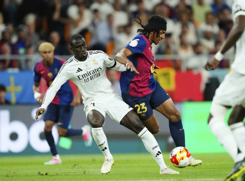 Fudbaler Reala Ferlan Mendi pauzira dva i po meseca zbog povrede kvadricepsa