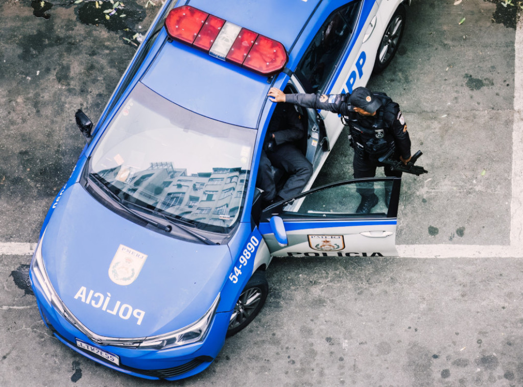 Policija u Rio de Žaneiru sprovodi raciju protiv organizacije Komanda Vermelja