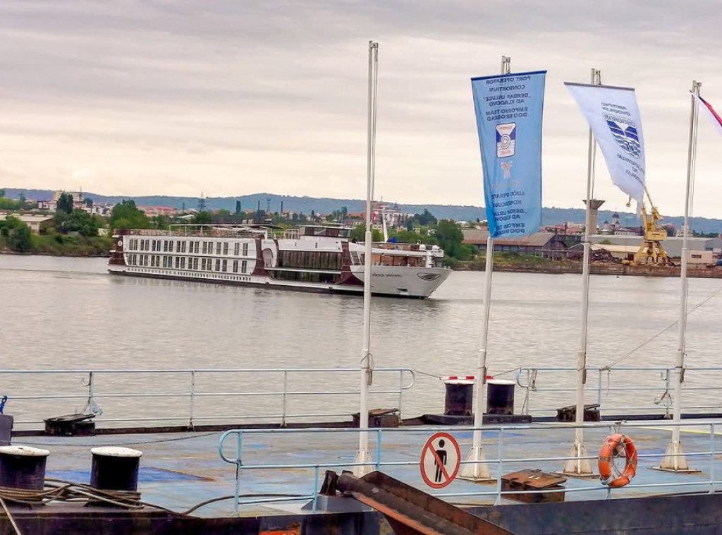 Prvi kruzer ove sezone prispeo u Kladovo