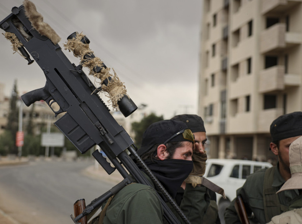 Rojters: U izraelskom napadu na Damask ubijen pripadnik sirijskih snaga bezbednosti