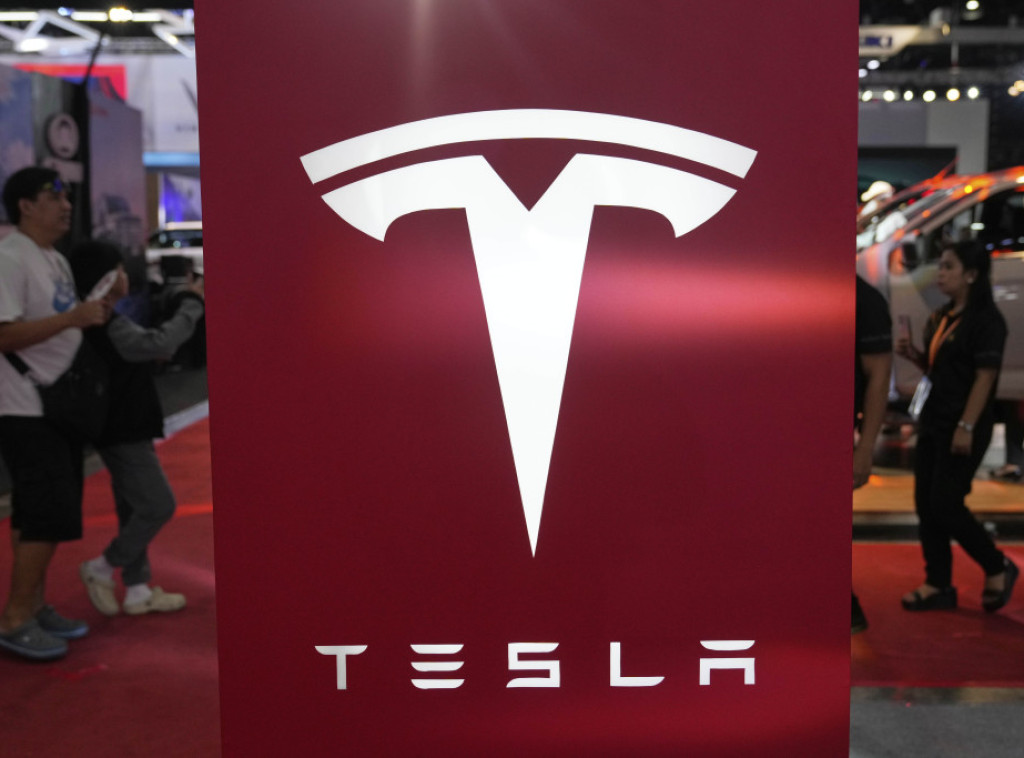 Predsednica Tesle negira da traži novog izvršnog direktora koji će zameniti Maska