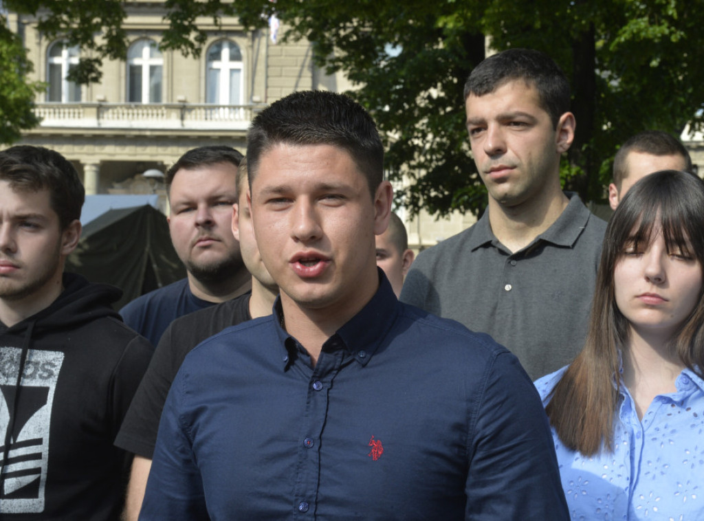 Miloš Pavlović: Dobijamo sve veću podršku, očekujemo da nas danas poseti veliki broj građana