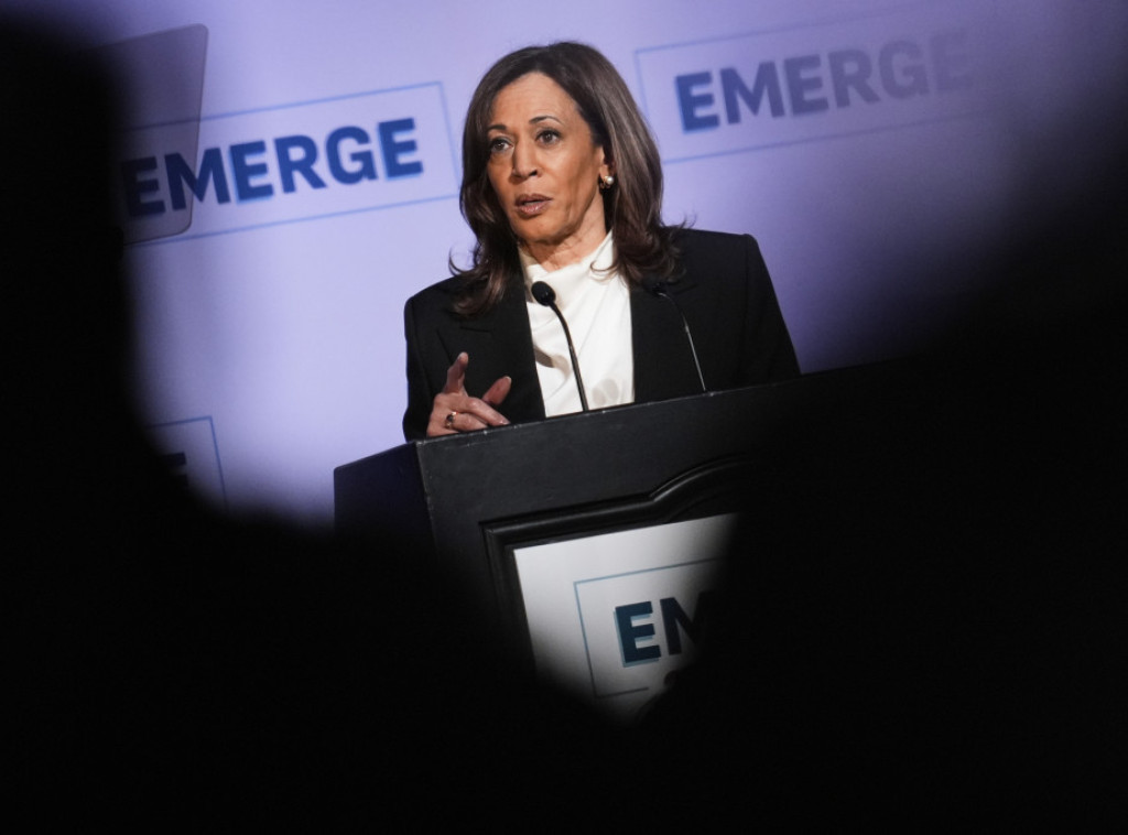 Rojters: Kamala Haris pozvala građane da se zajednički suprotstave Trampu