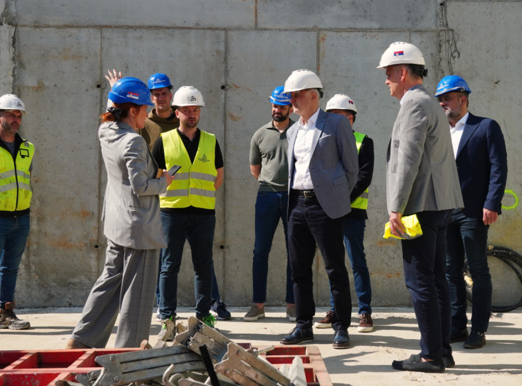 Ministar Gajić: Sportsko društvo Radnički apsolutno zaslužuje da dobije prelepu dvoranu