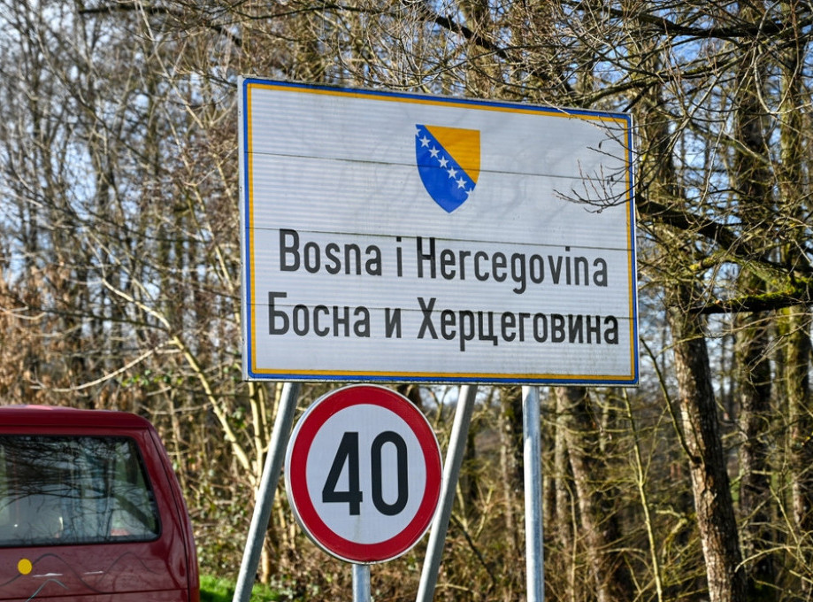 Na većini graničnih prelaza u BiH gužve  saobraćaju