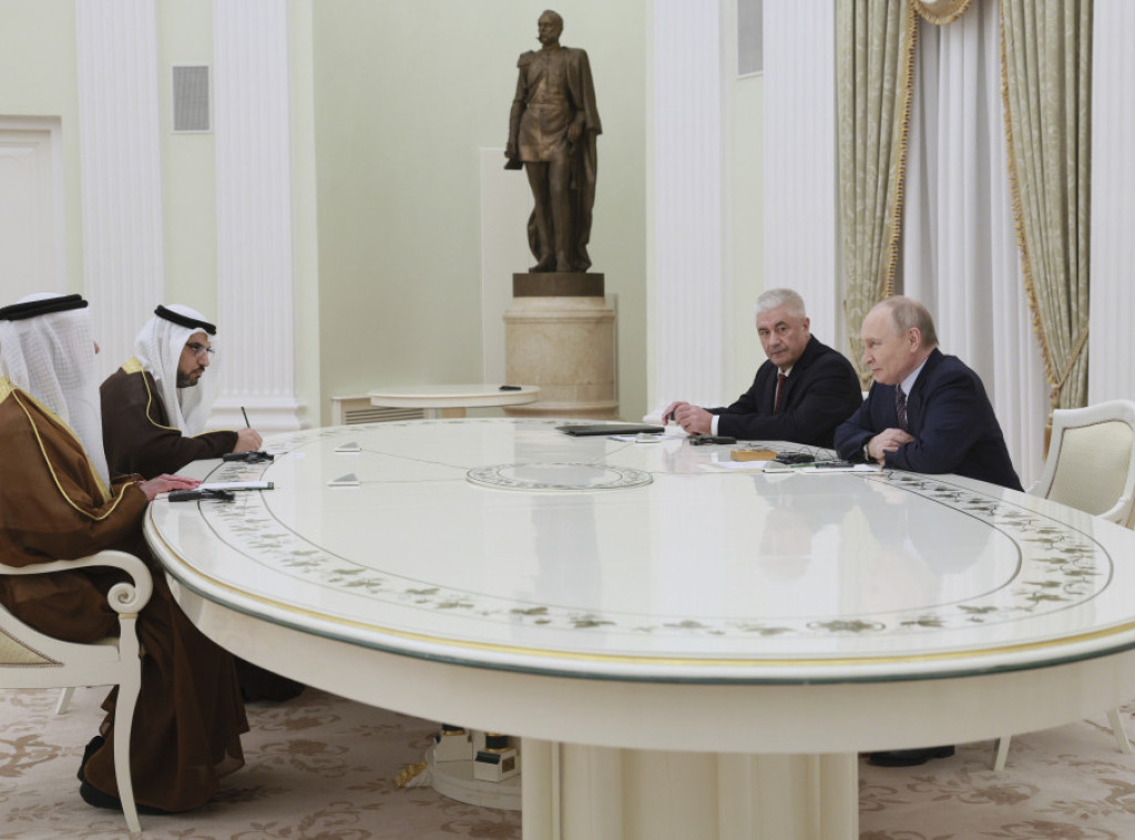 Putin: 246 ruskih zatvorenika vraćeno u Rusiju za Uskrs zahvaljujući Ujedinjenim Arapskim Emiratima